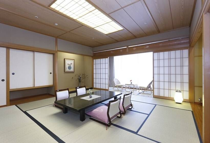 Номер Стандарт, Wakamizu