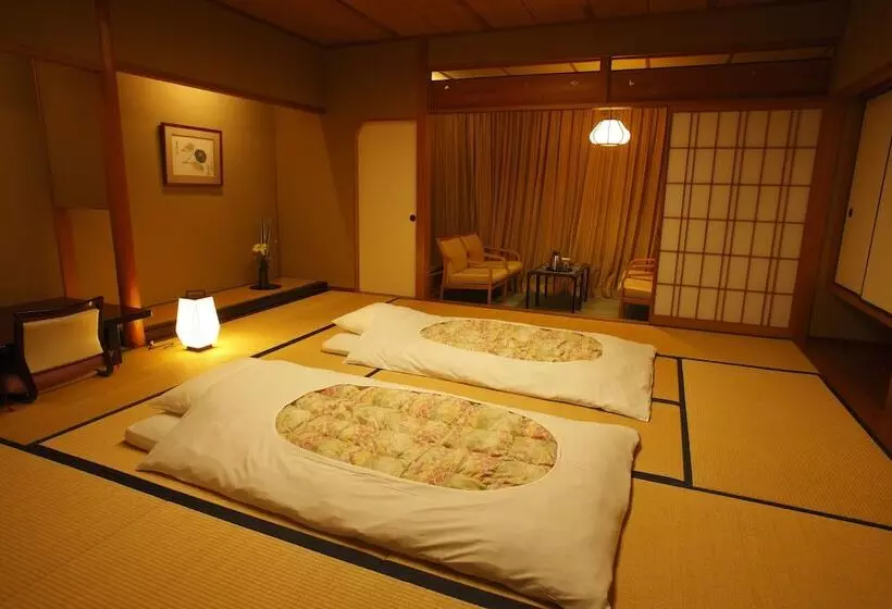 デラックスルーム, Wakamizu