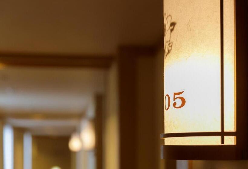 חדר סטנדרט נוף לאגם, Shion