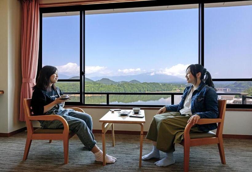 חדר סטנדרט נוף לאגם, Shion