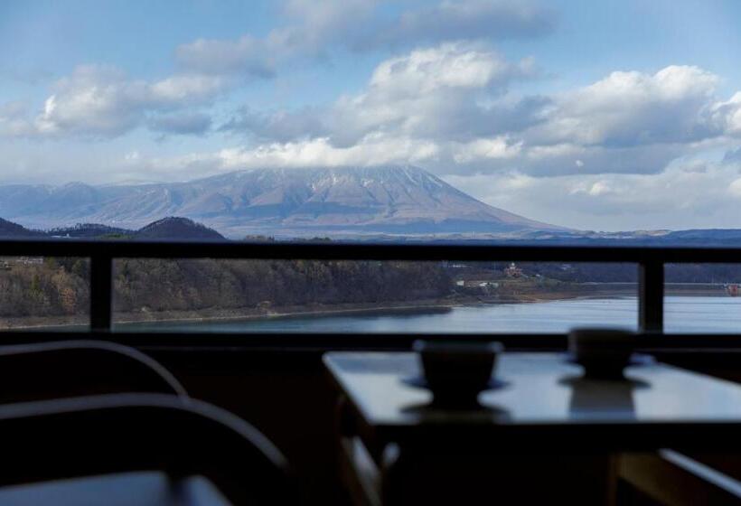 חדר סטנדרט, Shion