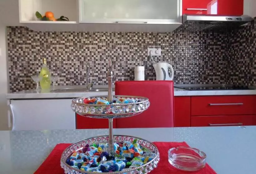 آپارتمان 2 خوابه با چشم‌انداز دریا, Hostel Villa Zorana
