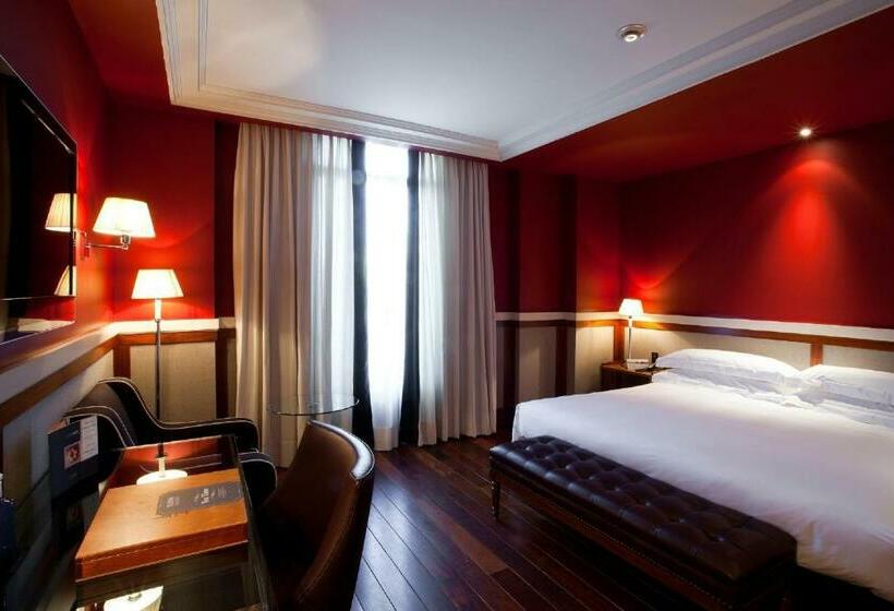 اتاق لوکس, 1898