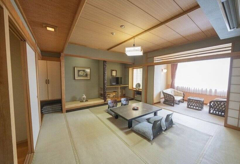 جناح, Kawayu Kanko