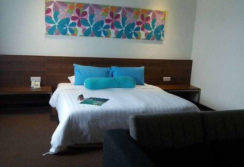 스탠다드 스튜디오, Starcity Hotel Alor Setar