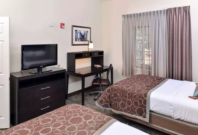 スタンダードスタジオ, Staybridge Suites O Fallon Chesterfield, An Ihg