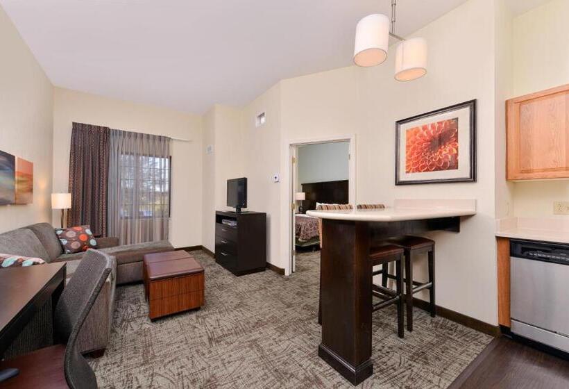 جناح سرير كينج, Staybridge Suites O Fallon Chesterfield, An Ihg