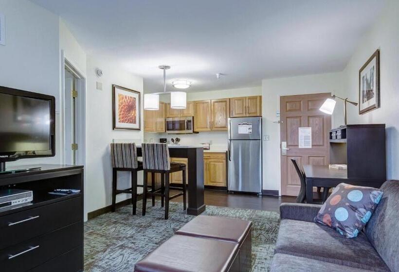 Люкс, Staybridge Suites O Fallon Chesterfield, An Ihg