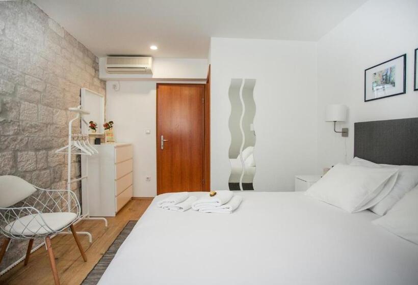 غرفة قياسية, Villa Ivanka