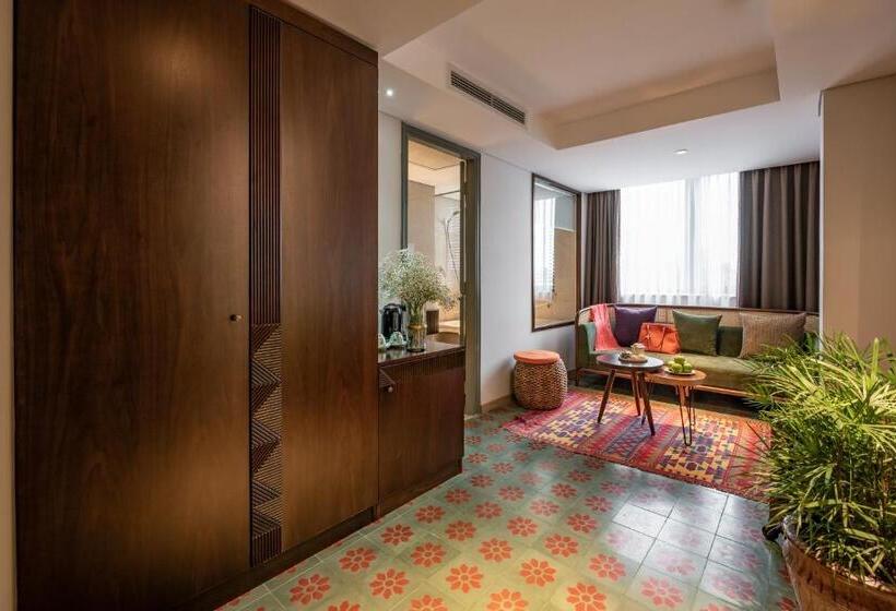 مجموعه ویستا شهر, Au Lac Legend