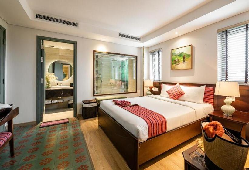 اتاق لوکس, Au Lac Legend