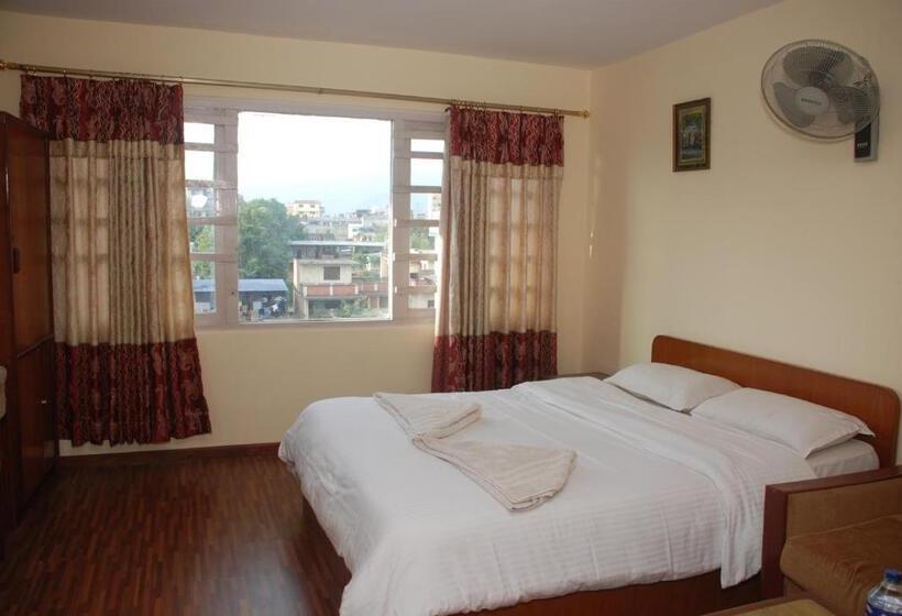 اتاق لوکس, Kathmandu Madhuban Guest House