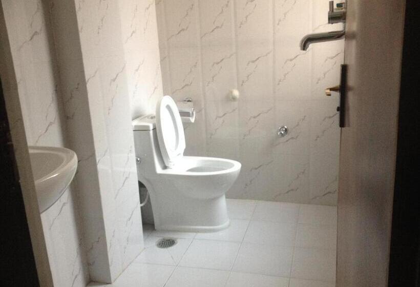 اتاق خانوادگی, Kathmandu Madhuban Guest House