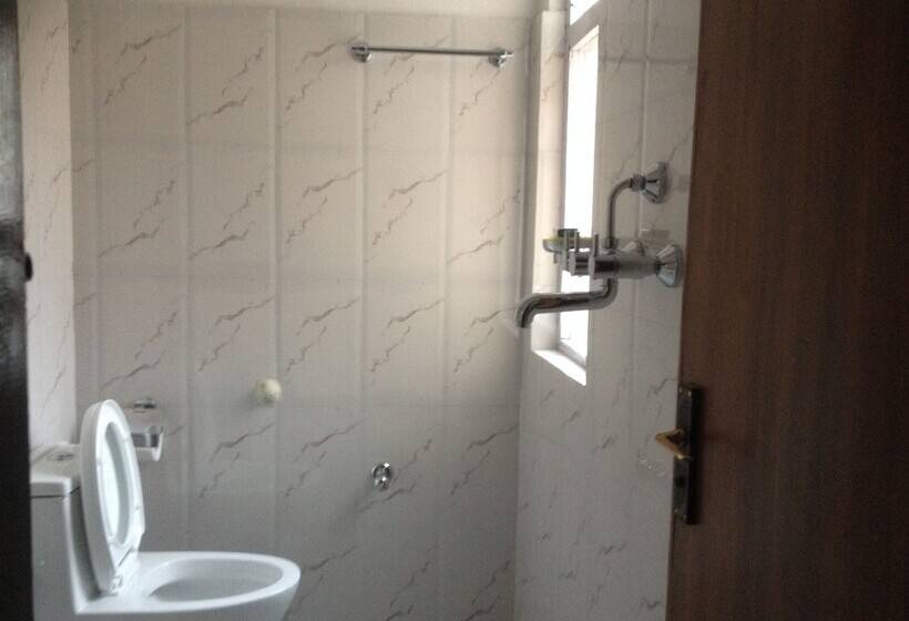 اتاق استاندارد, Kathmandu Madhuban Guest House