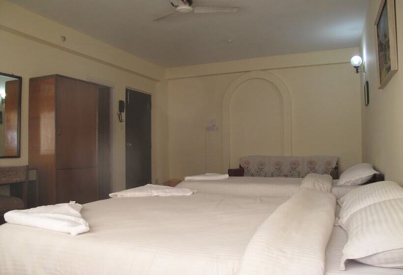 اتاق خانوادگی, Kathmandu Madhuban Guest House