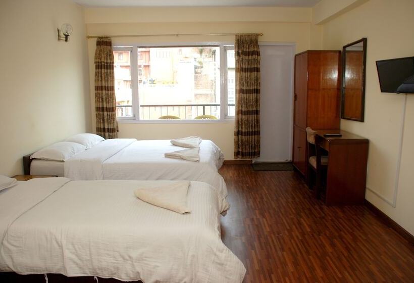 اتاق خانوادگی, Kathmandu Madhuban Guest House