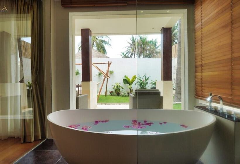 اتاق اجرایی با چشمانداز باغ, Sunsea Resort