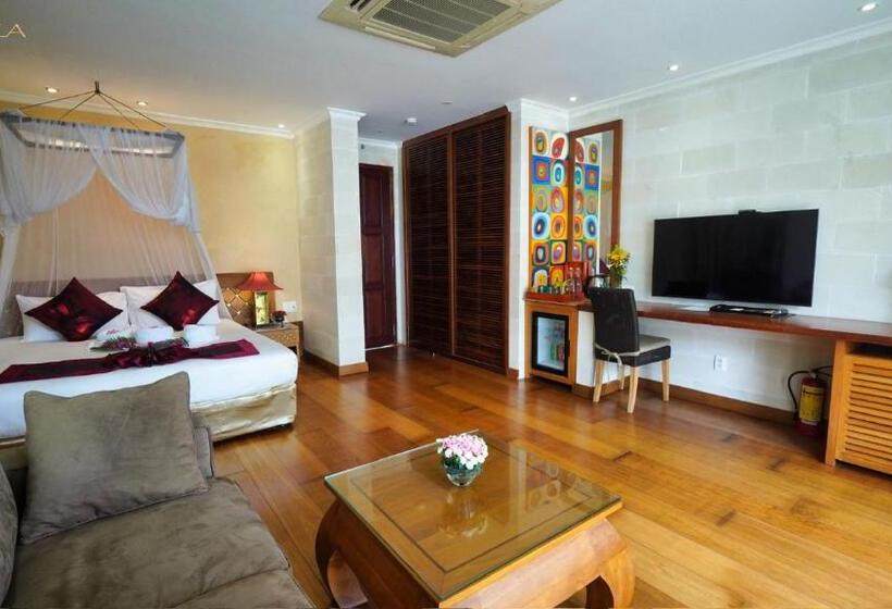 اتاق اجرایی با چشمانداز باغ, Sunsea Resort