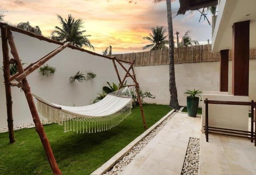 اتاق اجرایی با چشم‌انداز باغ, Sunsea Resort