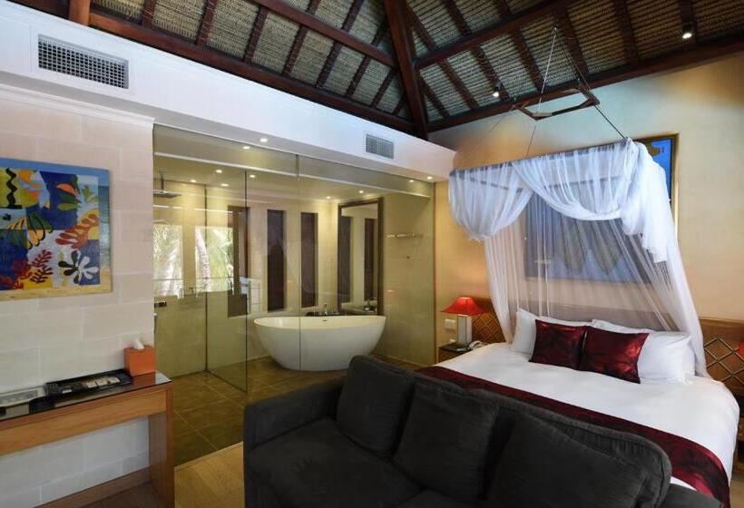 سوییت با چشم‌انداز استخر, Sunsea Resort