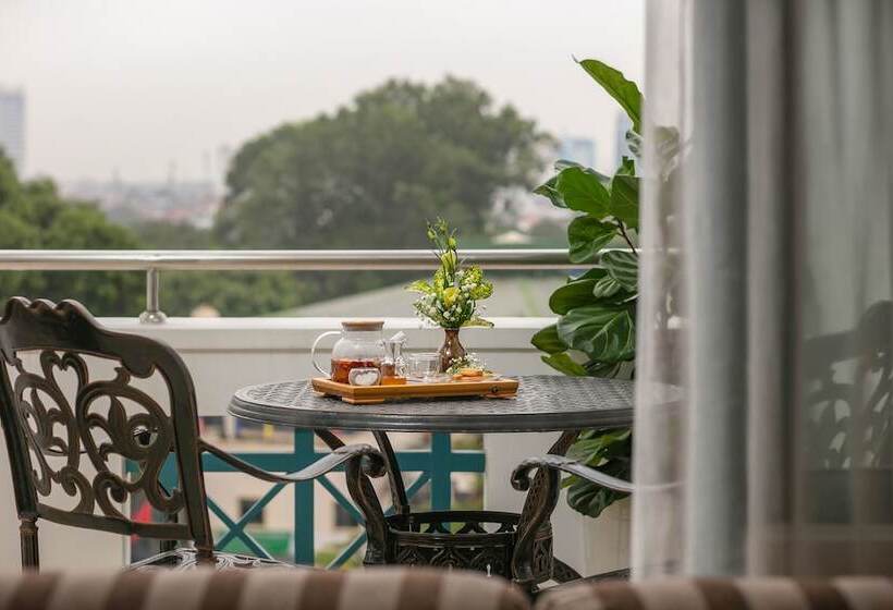 سوییت, The Tray Hotel Hai Phong