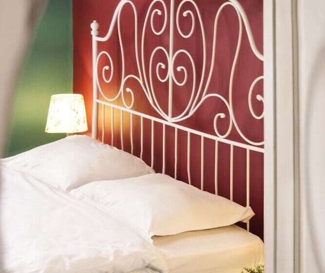 デラックストリプルルーム, Cheers Midtown Hostel