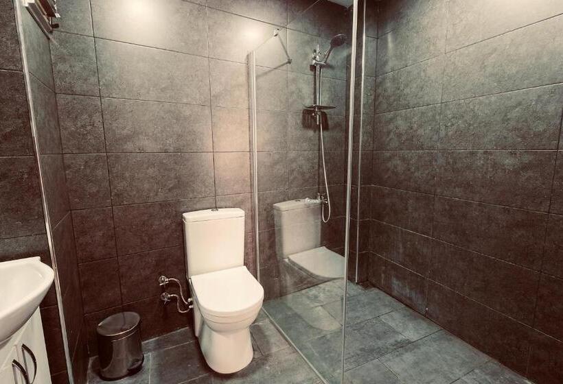 スタンダード4人部屋, Cheers Midtown Hostel