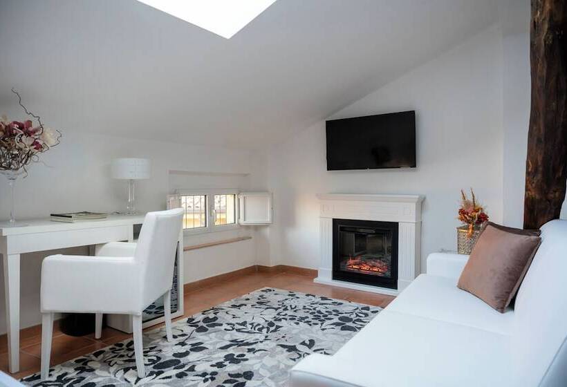 Habitació Deluxe, Albergo Rossini 1936  Small & Charming