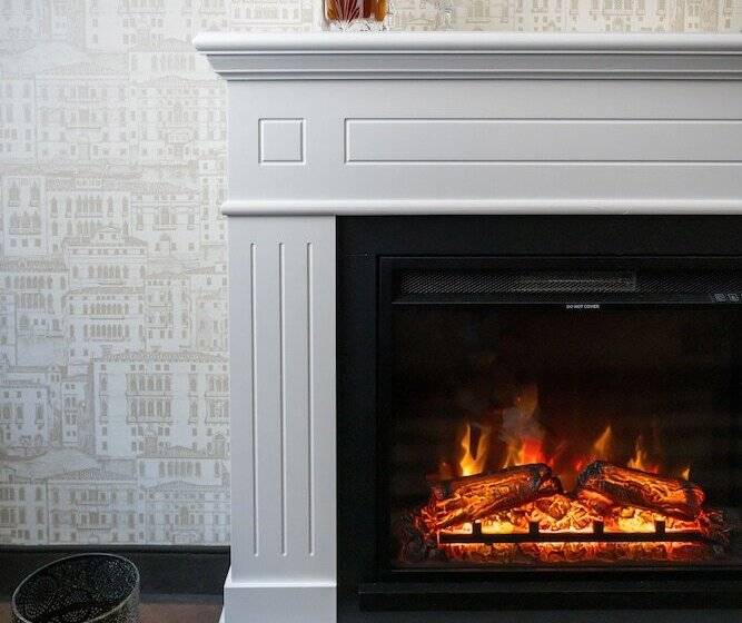 Suit Deluxe, Albergo Rossini 1936  Small & Charming