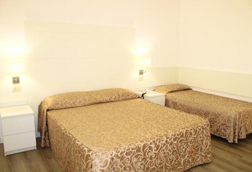 Triple Room Sea View, Esplanade