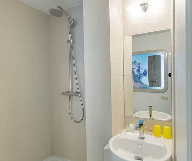 スーペリアールーム, Hôtel Le Marcel Paris Gare De L Est