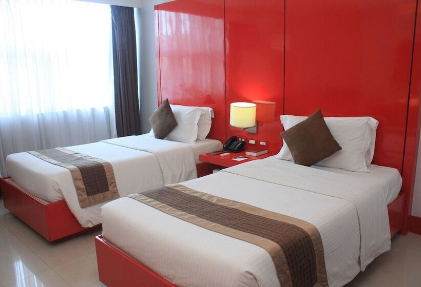 Camera Standard, Manila Grand Opera