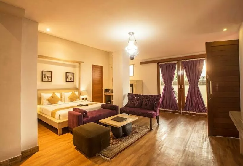Suite with Pool, Cattleya Suite By Marbella