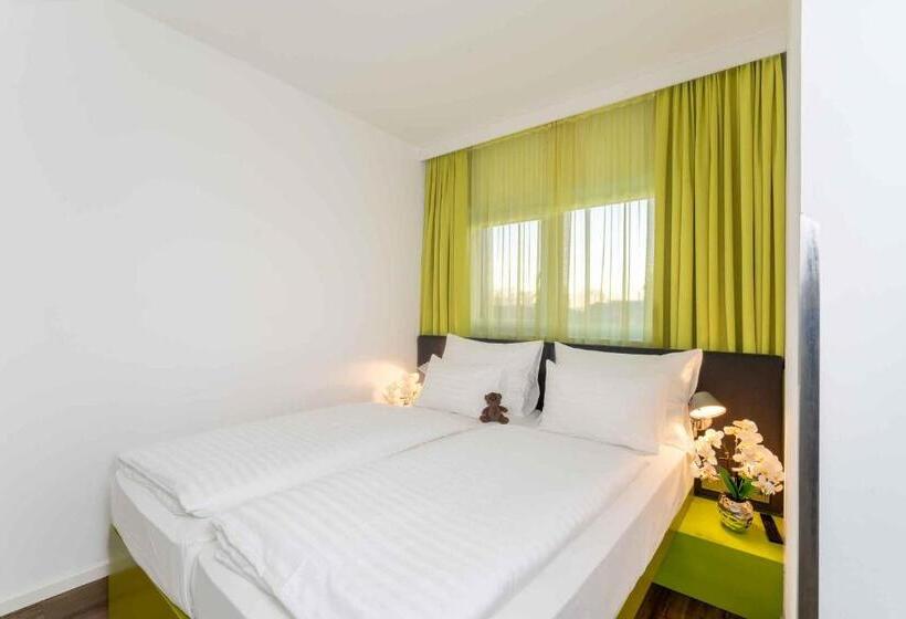 패밀리 룸, Plaza Inn Graz