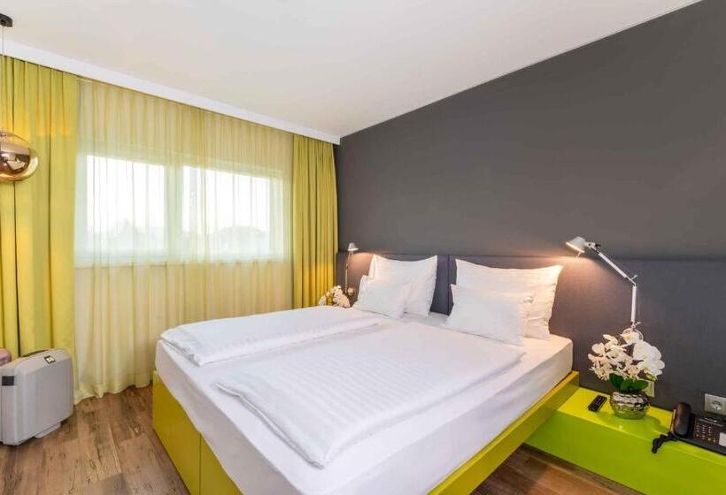 패밀리 룸, Plaza Inn Graz