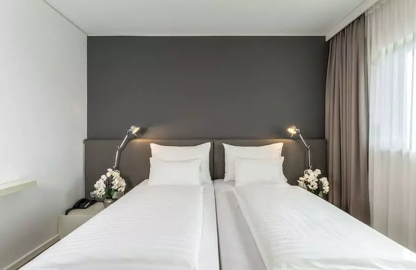 اتاق استاندارد, Plaza Inn Graz