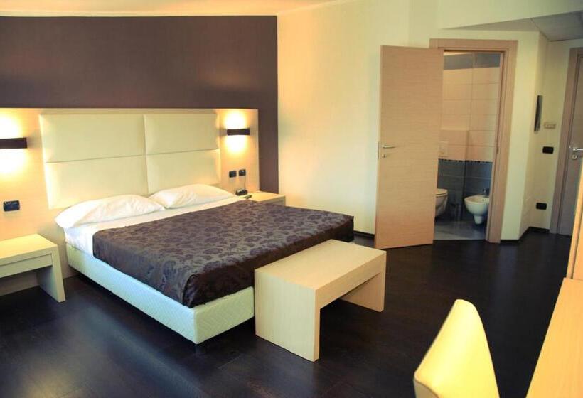 スタンダードルーム, Sogni D Oro Airport