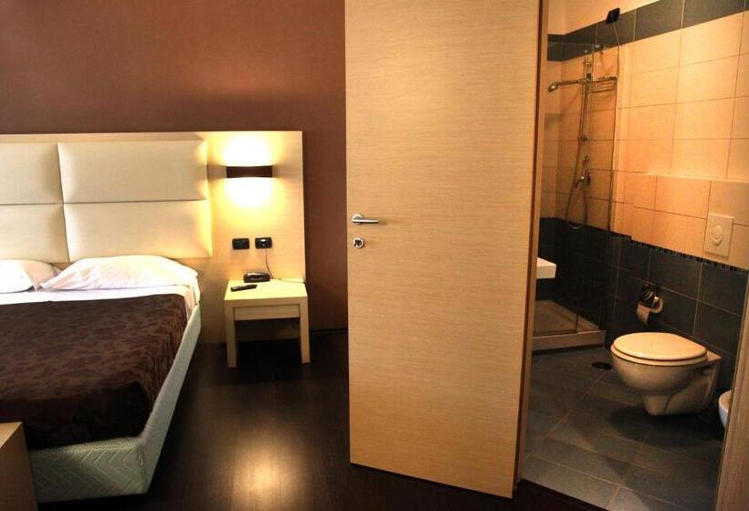 スタンダードルーム, Sogni D Oro Airport