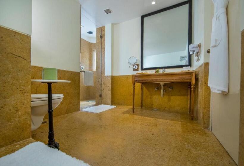 اتاق استاندارد, Suryagarh Jaisalmer