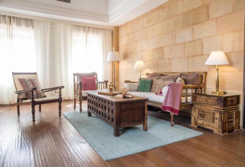 Люкс, Suryagarh Jaisalmer