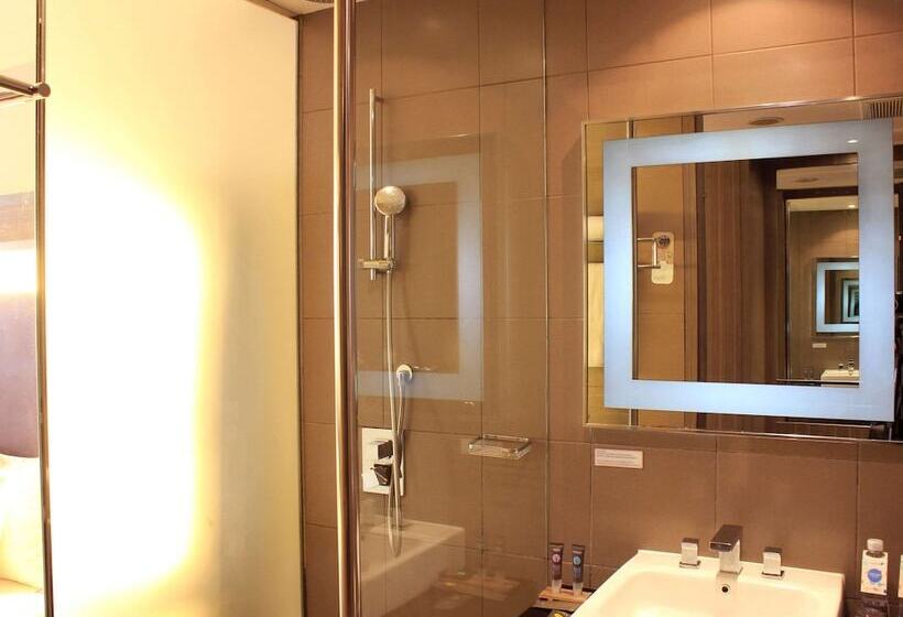 수피리어 룸, Novotel Bangka Hotel & Convention Center