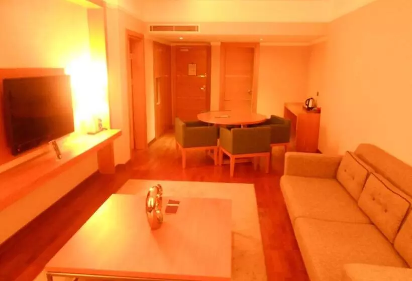 デラックススイート, Anemon Kent Ordu Otel