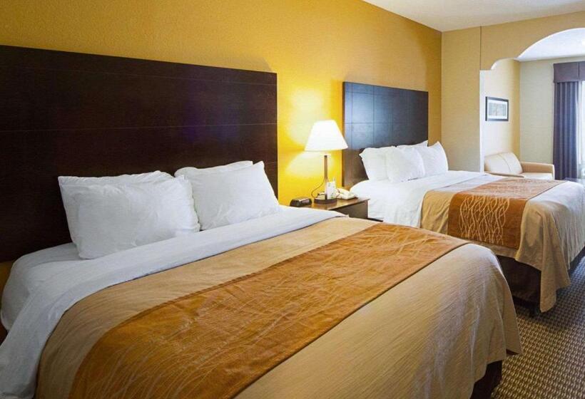 جناح, Comfort Inn & Suites