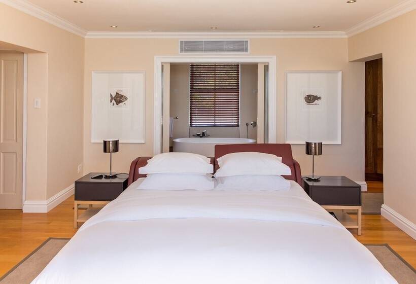 סוויטה נוף לים, Compass House Boutique Hotel   Adults Only