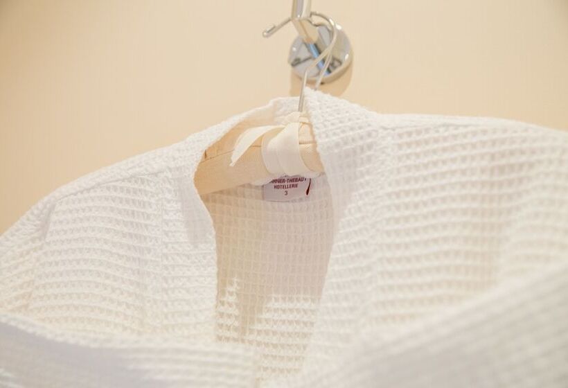 סוויטת ג'וניור נוף לים, Compass House Boutique Hotel   Adults Only