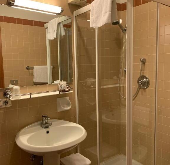 חדר סטנדרט יחיד, Cristallo