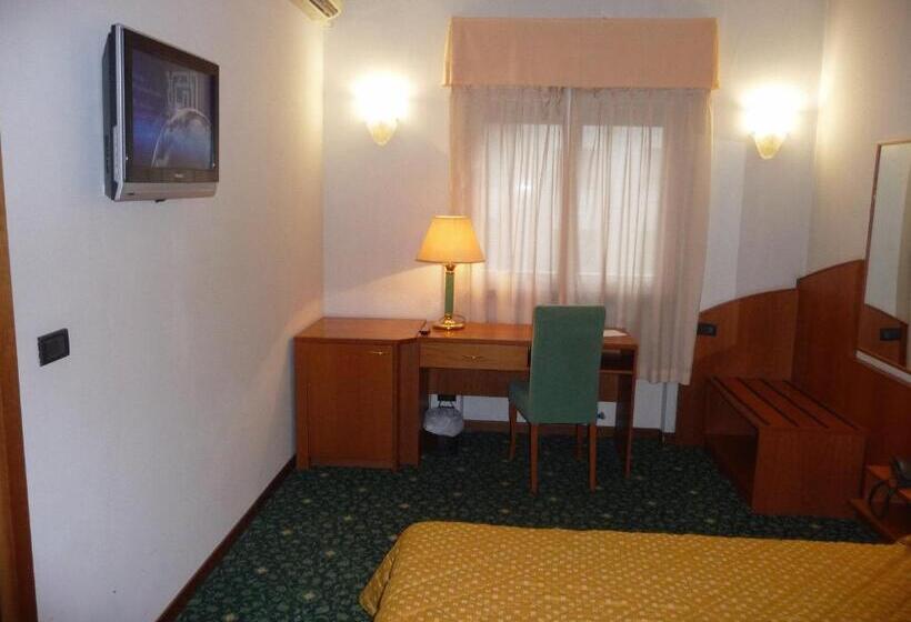 חדר סופריור, Cristallo