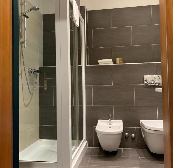 חדר סופריור לשלושה, Cristallo