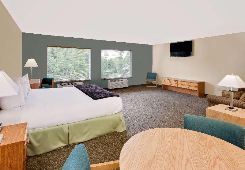 キングサイズベッドのスタンダードルーム, Days Inn By Wyndham Cadillac