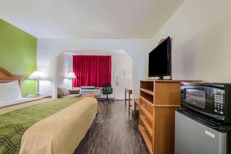 Люкс Кровать Кинг, Econo Lodge & Suites Brinkley